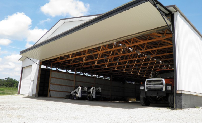 Hi-Fold Bi-Fold Doors for Industrial Hangars